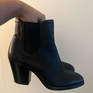 Scoop ankle boots